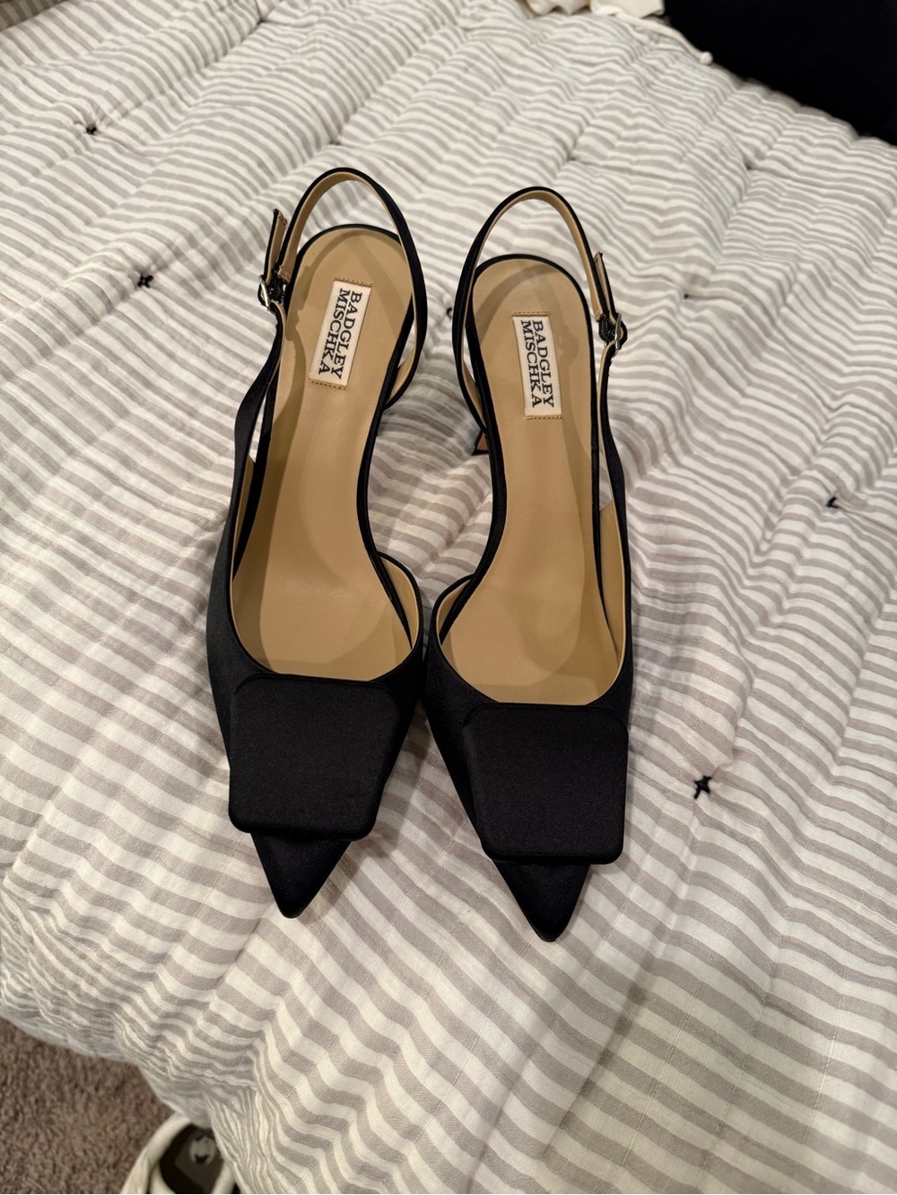 Badgley Mischka Graciella Black Pointed-Toe Slingback Satin Pump - Picture 6 of 10